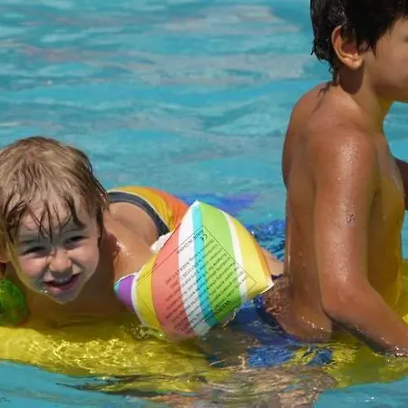 Eden Garden Szálloda